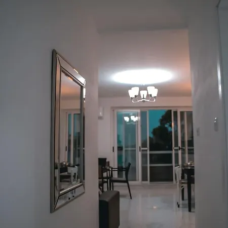 Beachfront Bugibba شقة خليج سانت بول