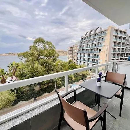شقة Beachfront Bugibba